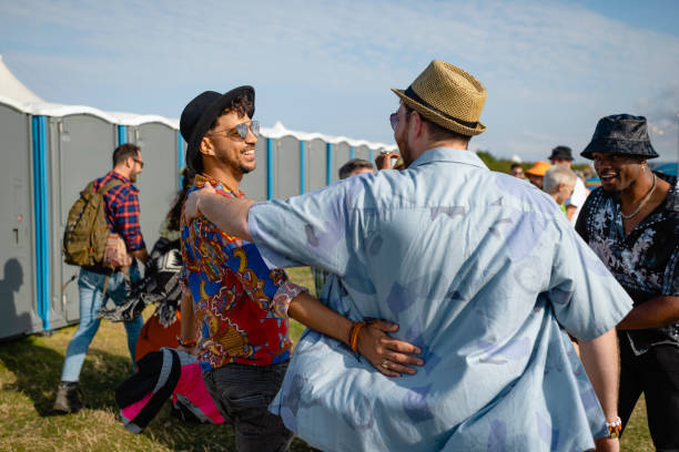 Best Porta potty rental for outdoor events  in Edmore, MI